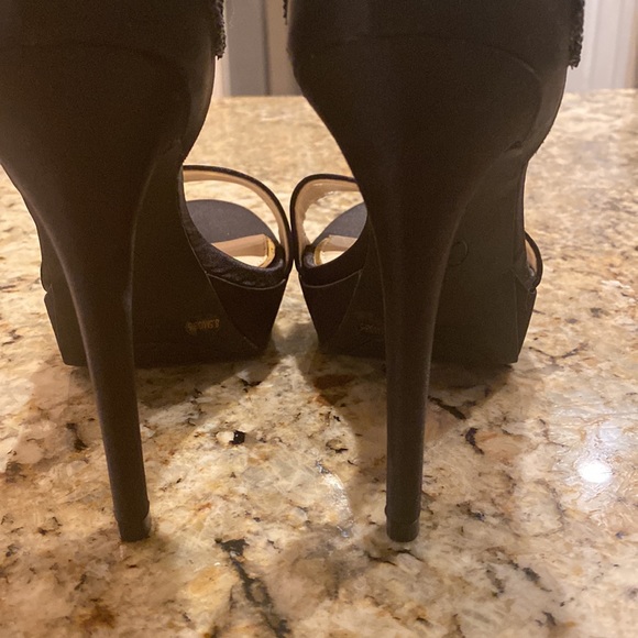 Black Satin high heels - Picture 5 of 6